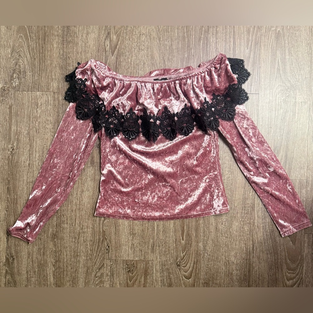 Pastel Pink Velvet Off Shoulder Top Lace Trim Long Sleeve Goth Size Large